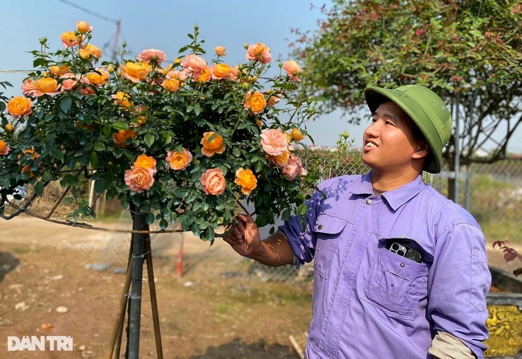 anh-le-van-ca-dau-tu-tien-ty-trong-hoa-hong-thanh-cong-nho-viral-tren-tik-tok-1-1708191865.jpg