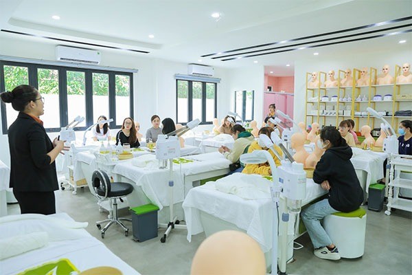 chung-chi-hanh-nghe-spa-4-1725899088.jpg