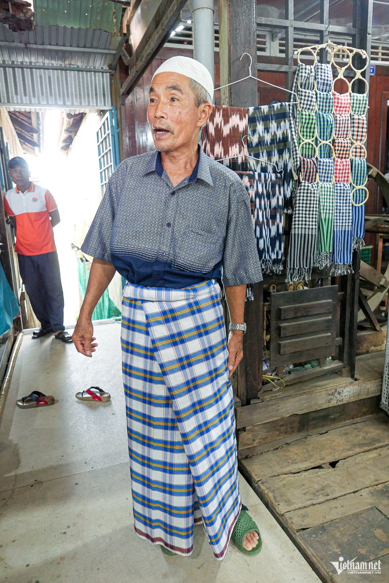 w-chau-doc-nha-7-mau-lang-cham-27-52106-1733976777.jpg